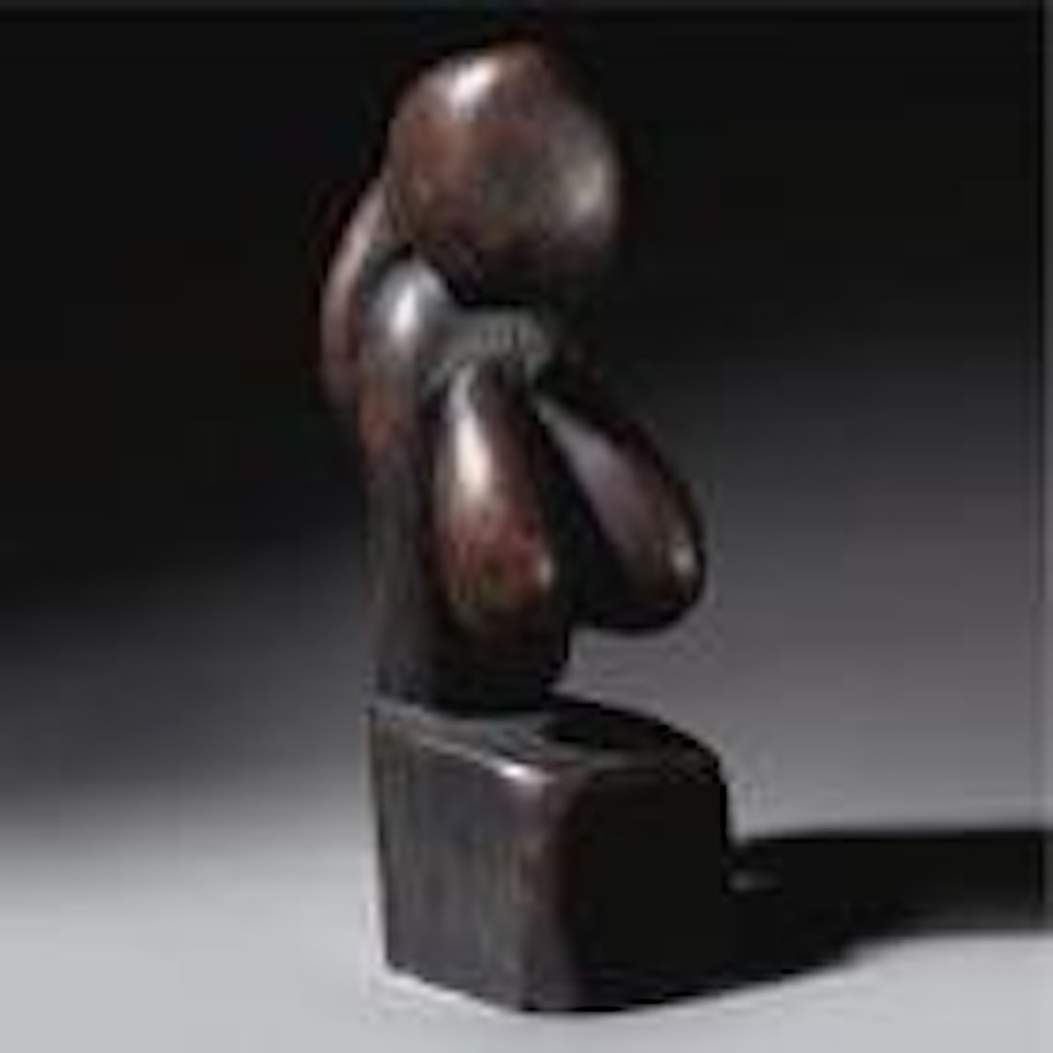 Feminine figure 2 by Wang Keping