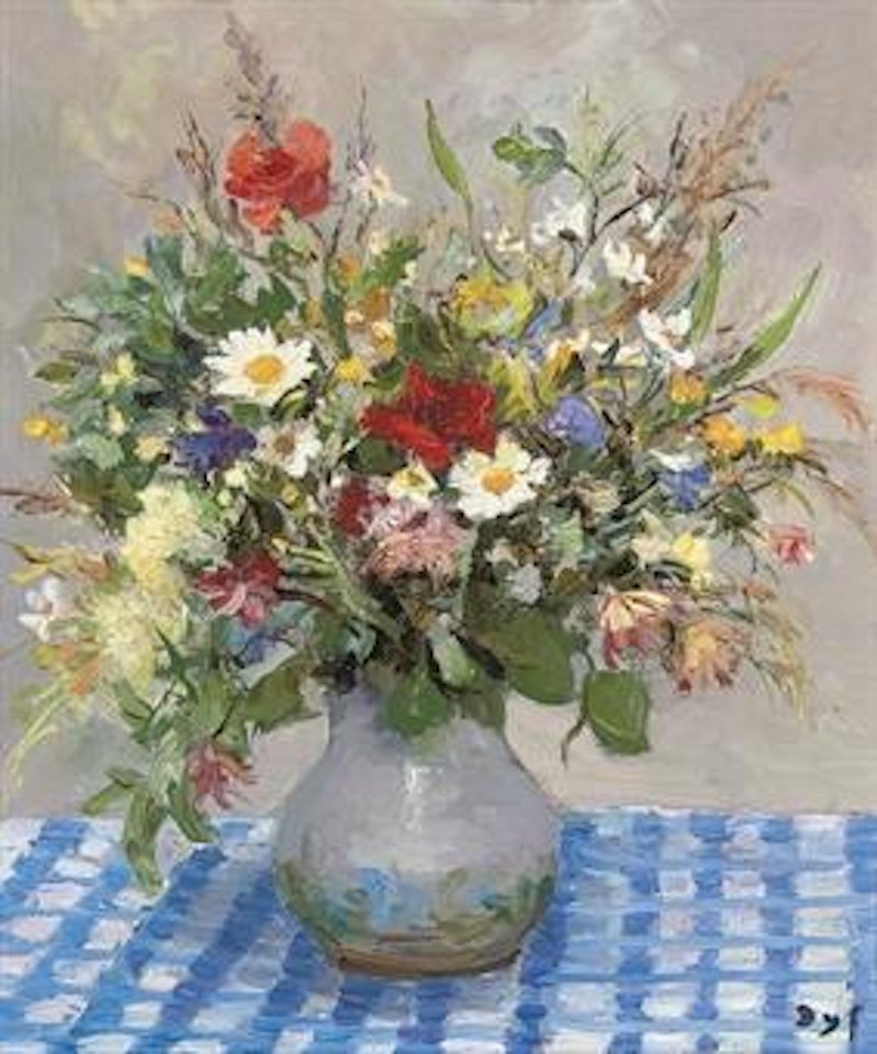 Fleurs des champs sur une nappe à carreaux bleue et blanche by Marcel Dyf