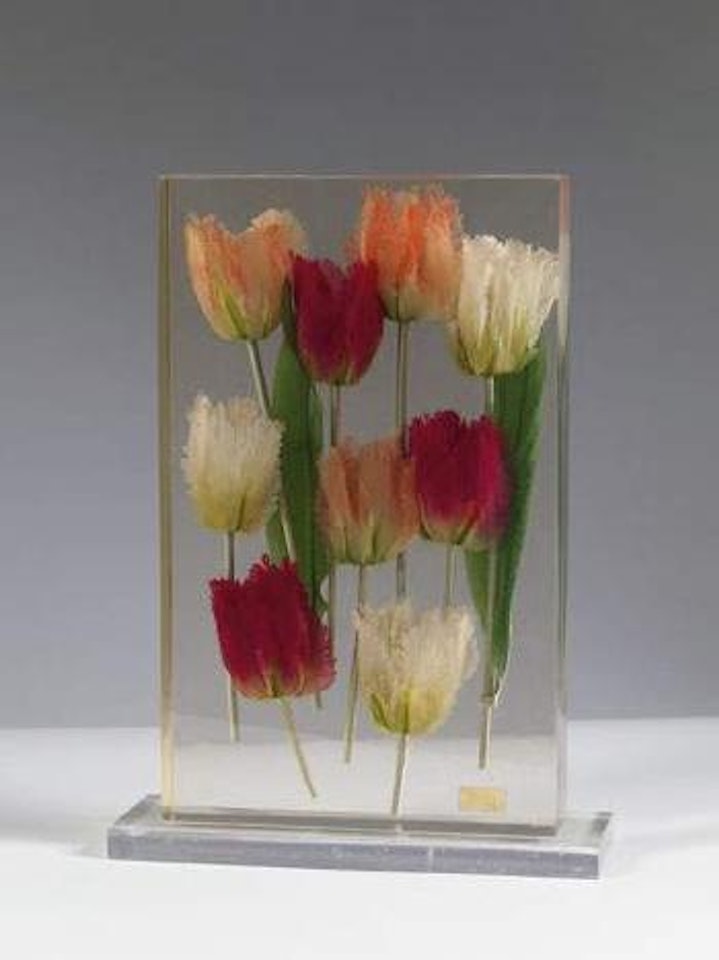 Accumulation de tulipes by Arman