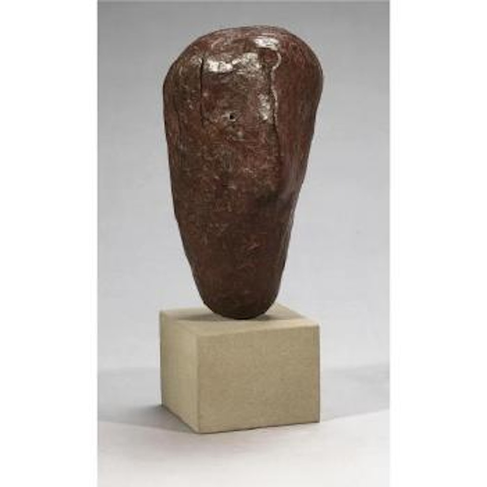 Head IV by William Turnbull