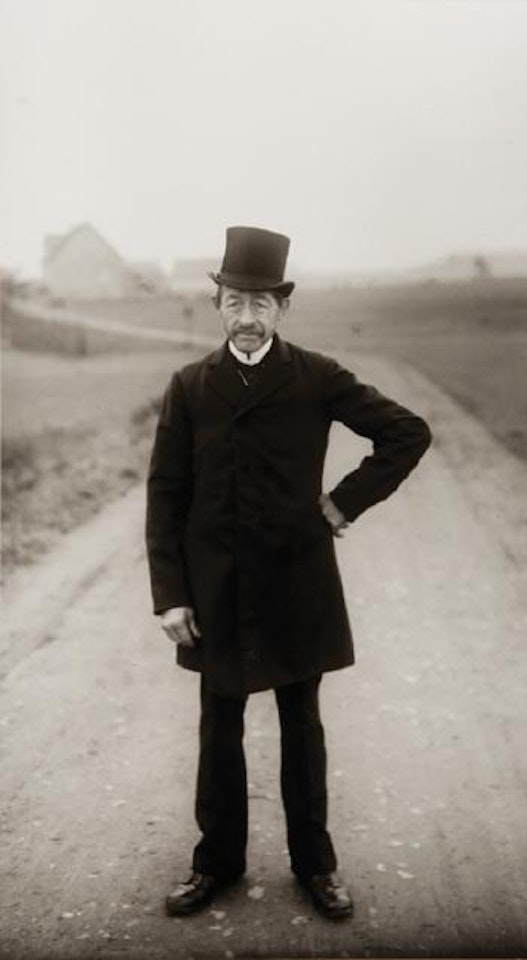 Bauer auf dem weg zum einem begrabnis, Westerwald by August Sander