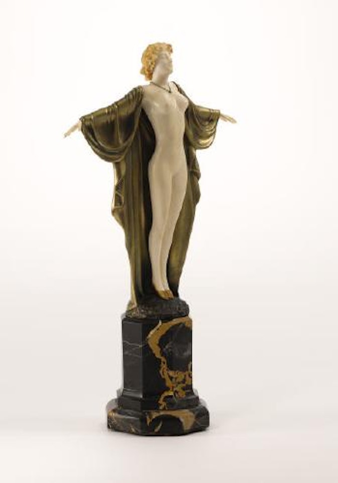 Aphrodite figure by Ferdinand Preiss