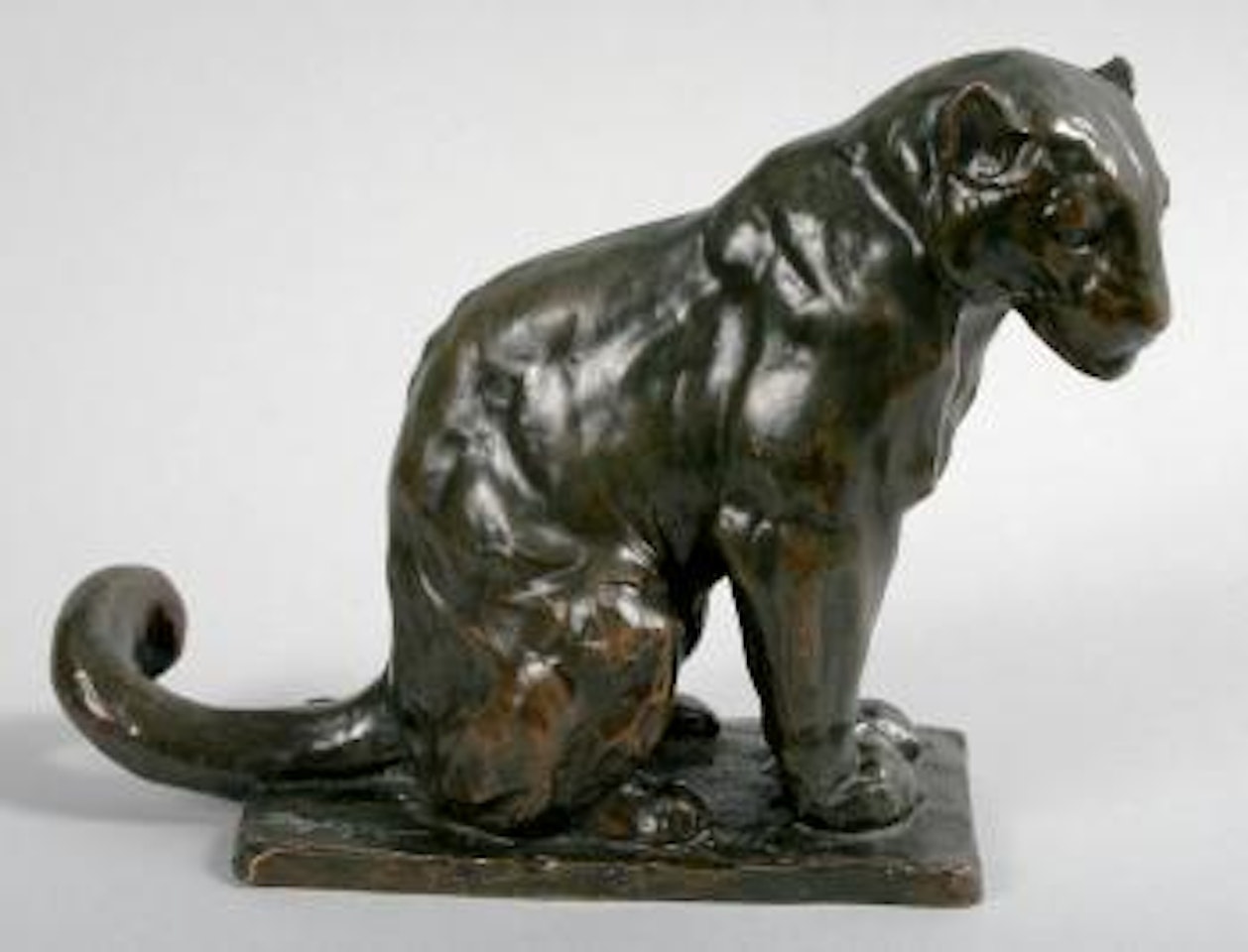 Jaguar assis by Rembrandt Bugatti