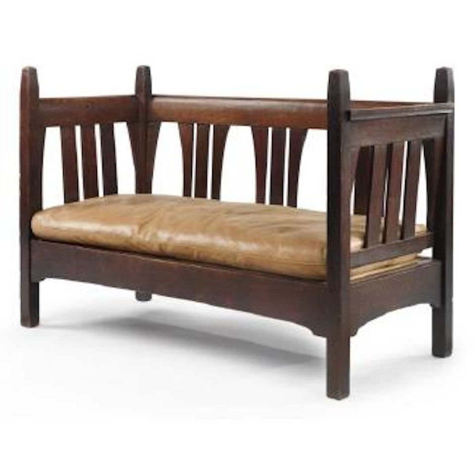 Divan by Gustav Stickley