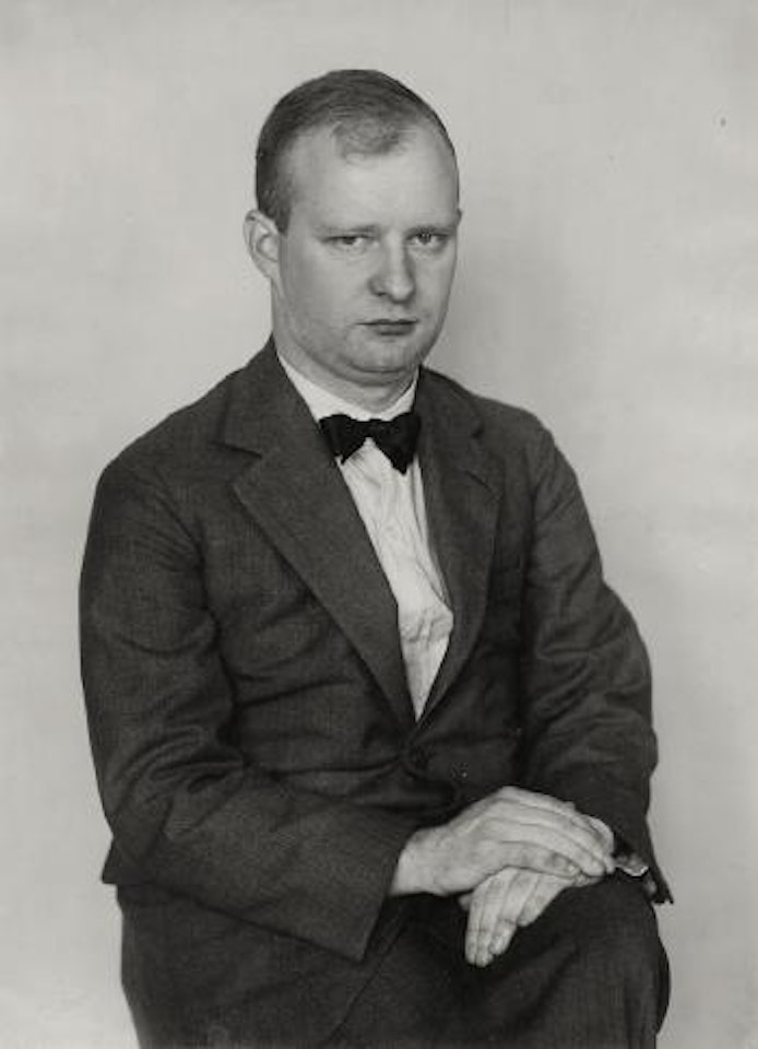 Der komponist (Paul Hindemith) by August Sander
