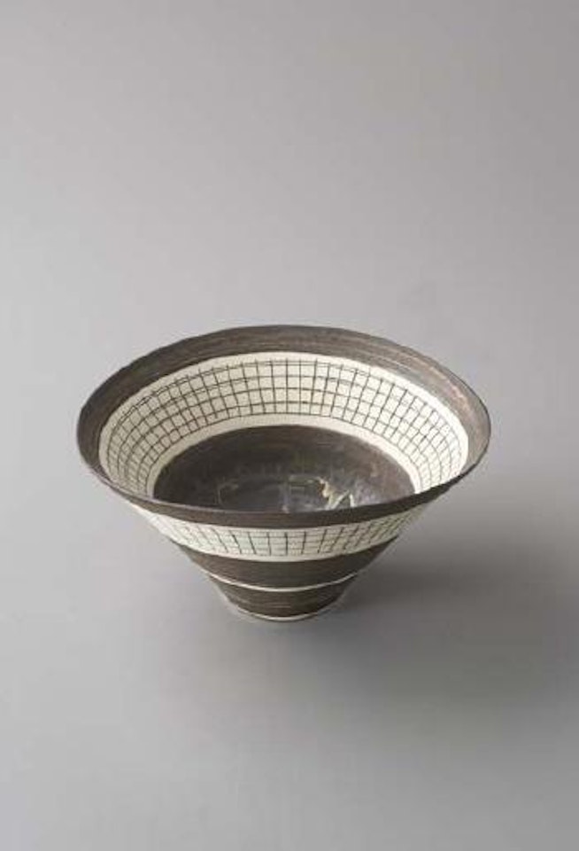 Bowl with oval lip by Lucie Rie