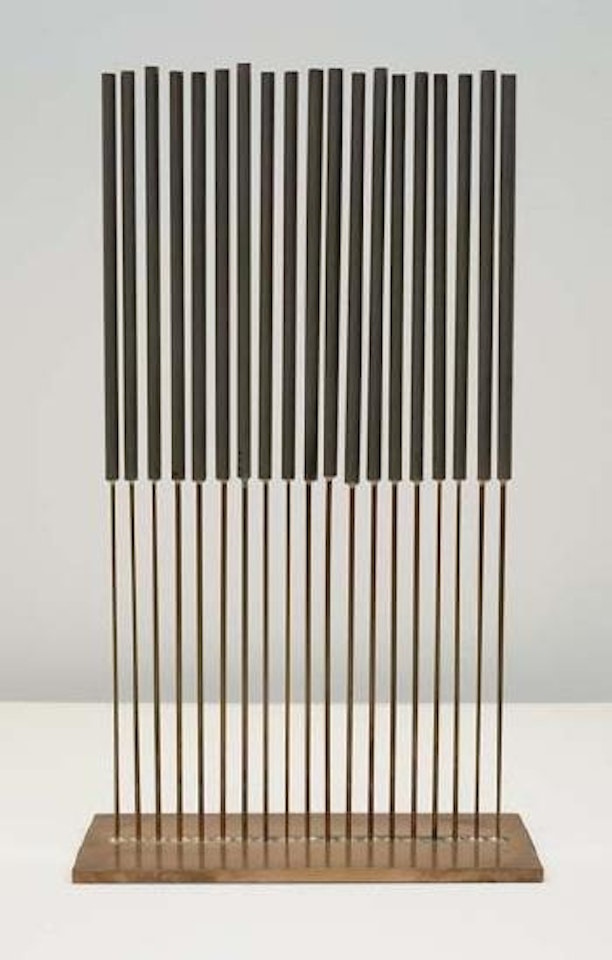 Single-row 'Sonambient' sculpture by Harry Bertoia