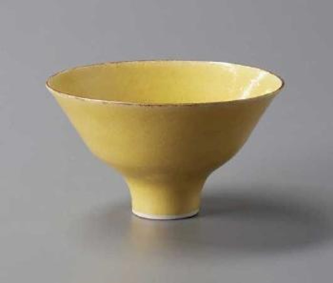 Footed bowl by Lucie Rie