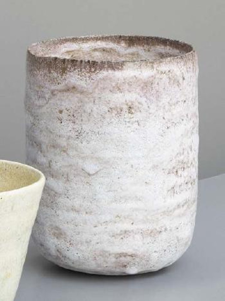Important early pot by Lucie Rie