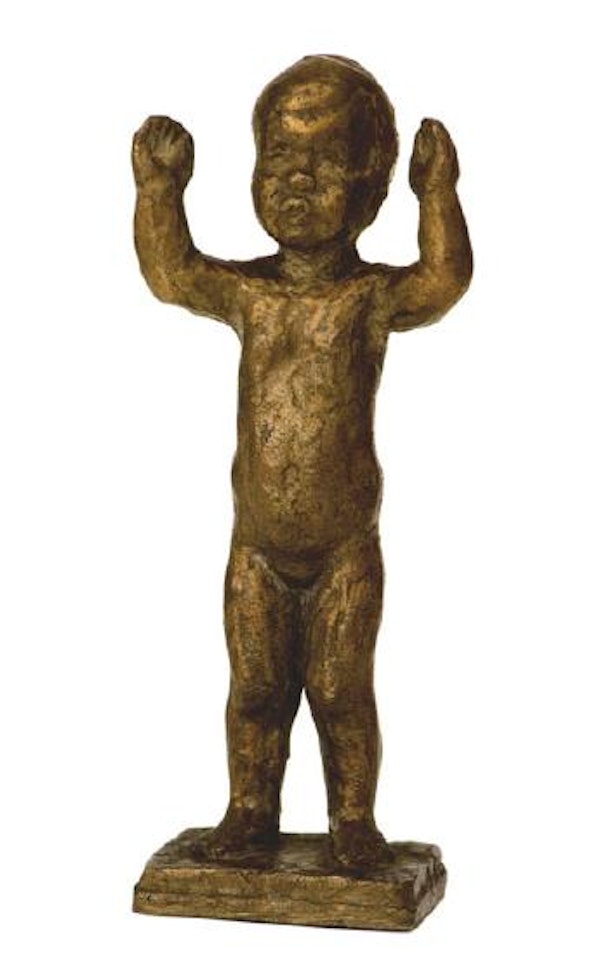 Lite barn med hevede armer by Arne Durban