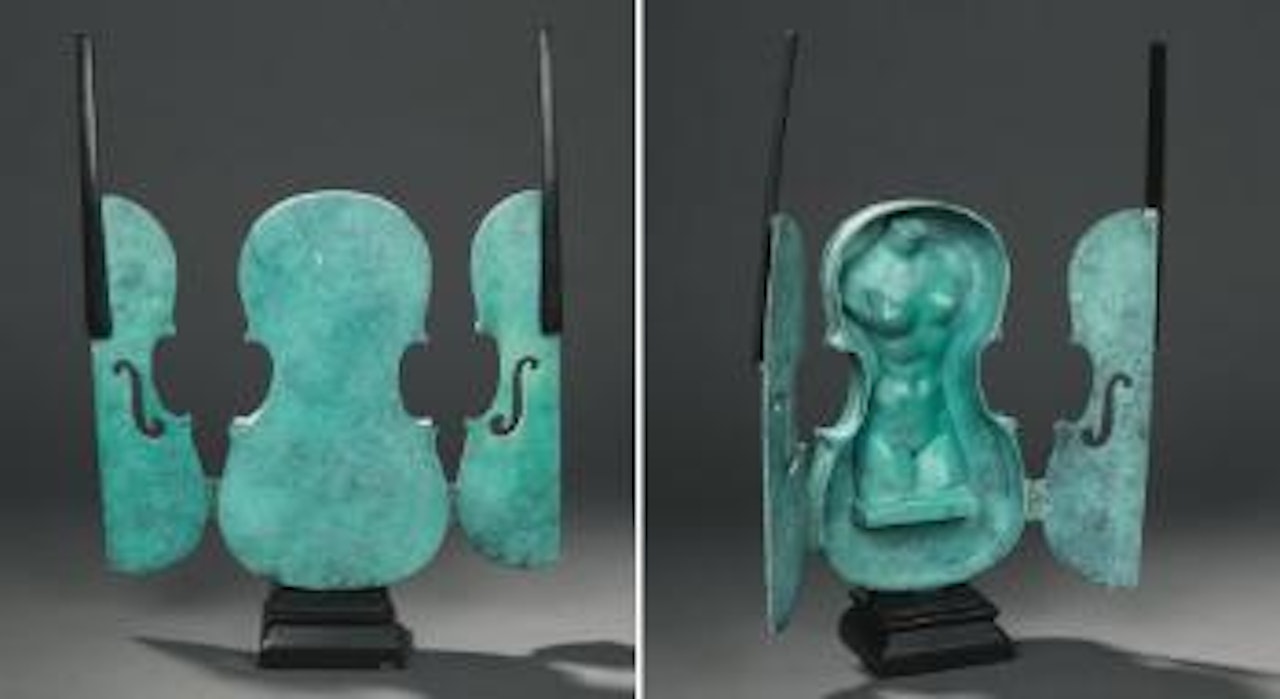 Violon femme by Arman