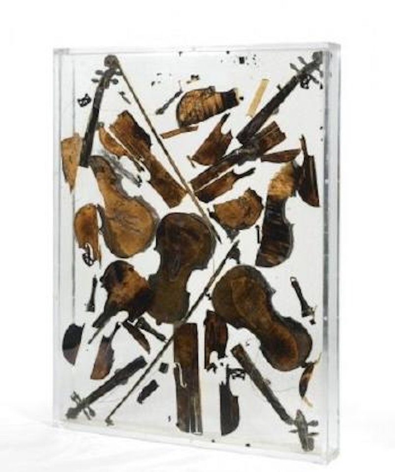 Violine composition by Arman