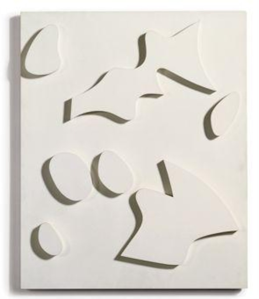 Konstellation Von Sieben Weissen Formen Auf Weissem Grund by Jean Arp