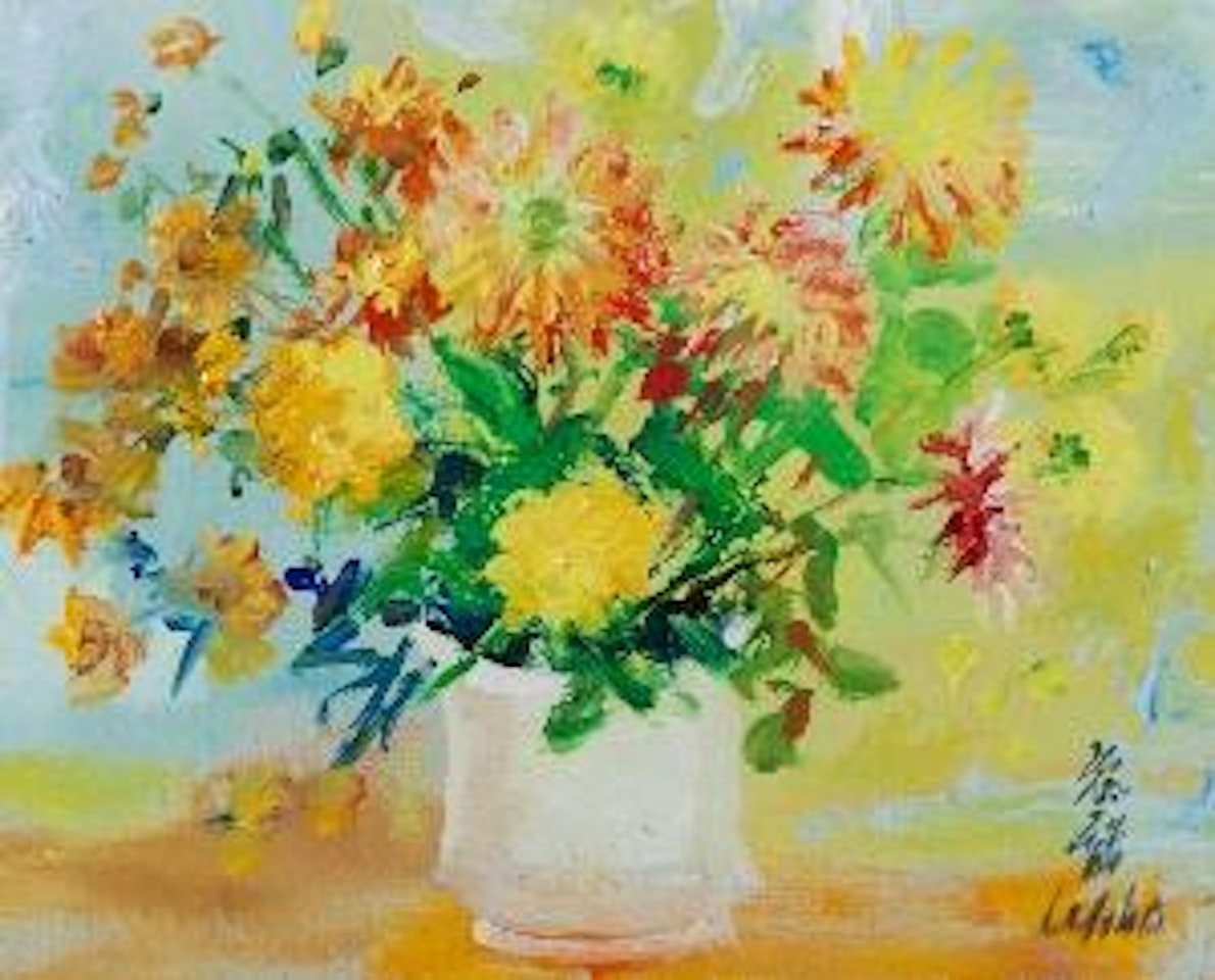 Vase of flowers by Le Pho