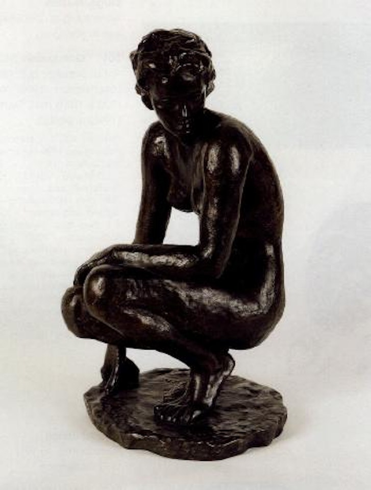 Hockende by Fritz Klimsch