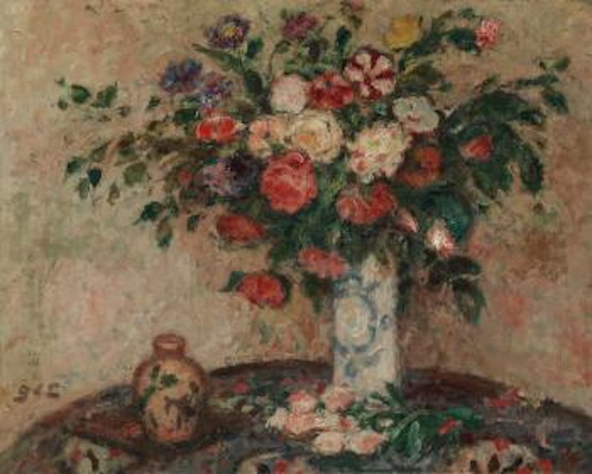 Blumenvase auf einer Tischplatte by Georges d’Espagnat