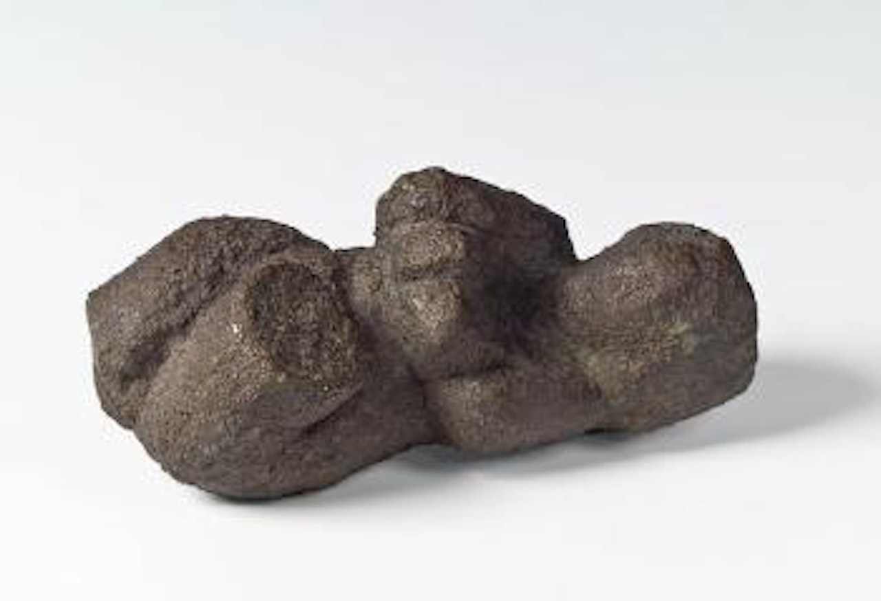 Kleiner weiblicher Torso by Alfred Hrdlicka