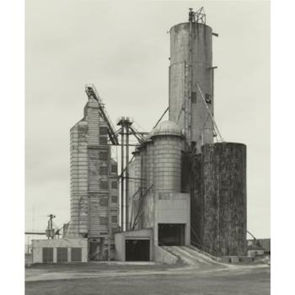 Grain Elevator, Sheldon, Illinois, Usa by Bernd & Hilla Becher