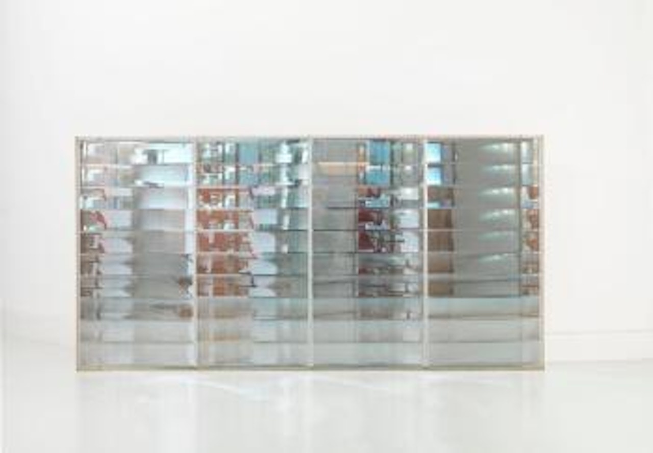 Spiegelobjeck by Adolf Luther