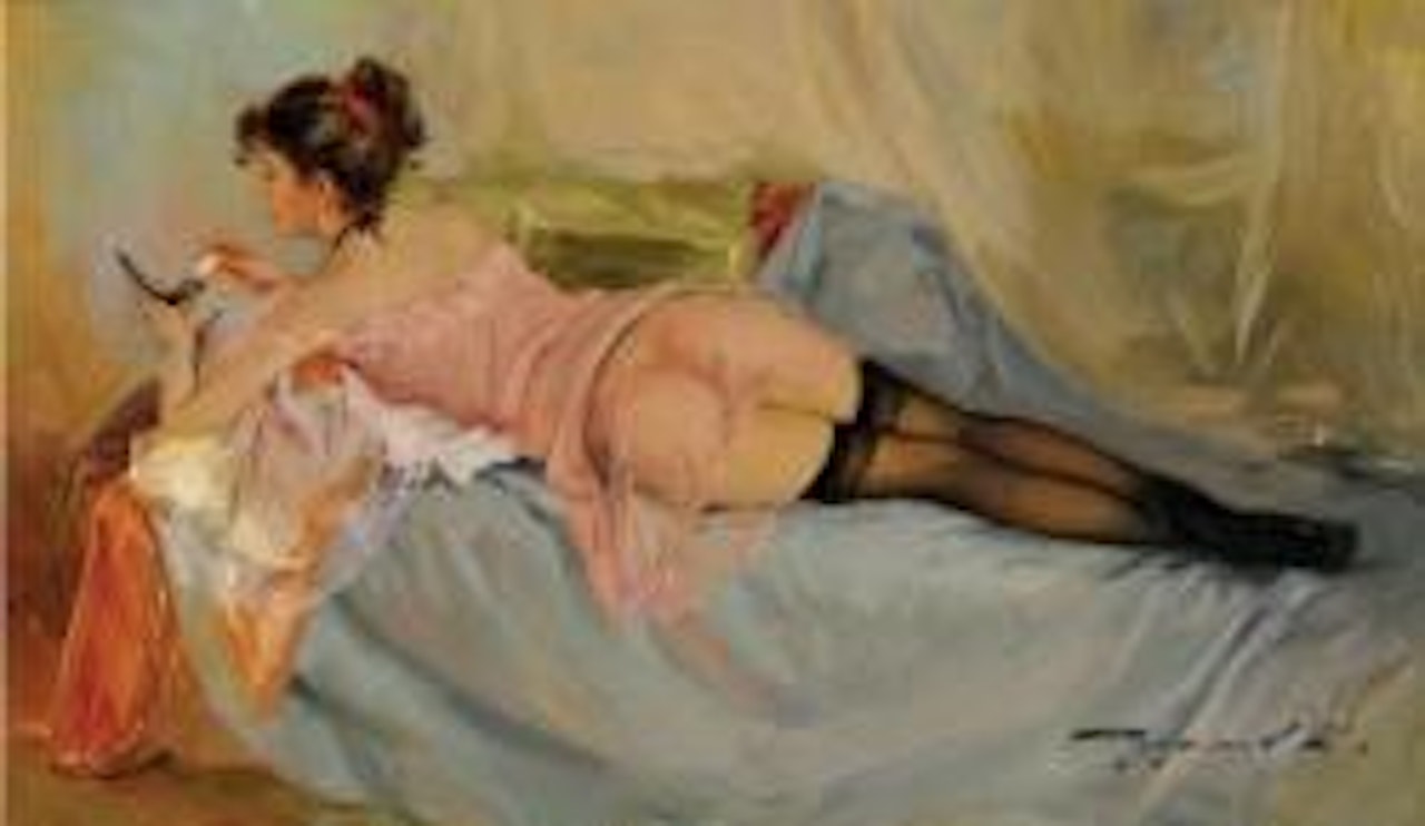 Élégante allongée en négligé by Constantin Razoumov