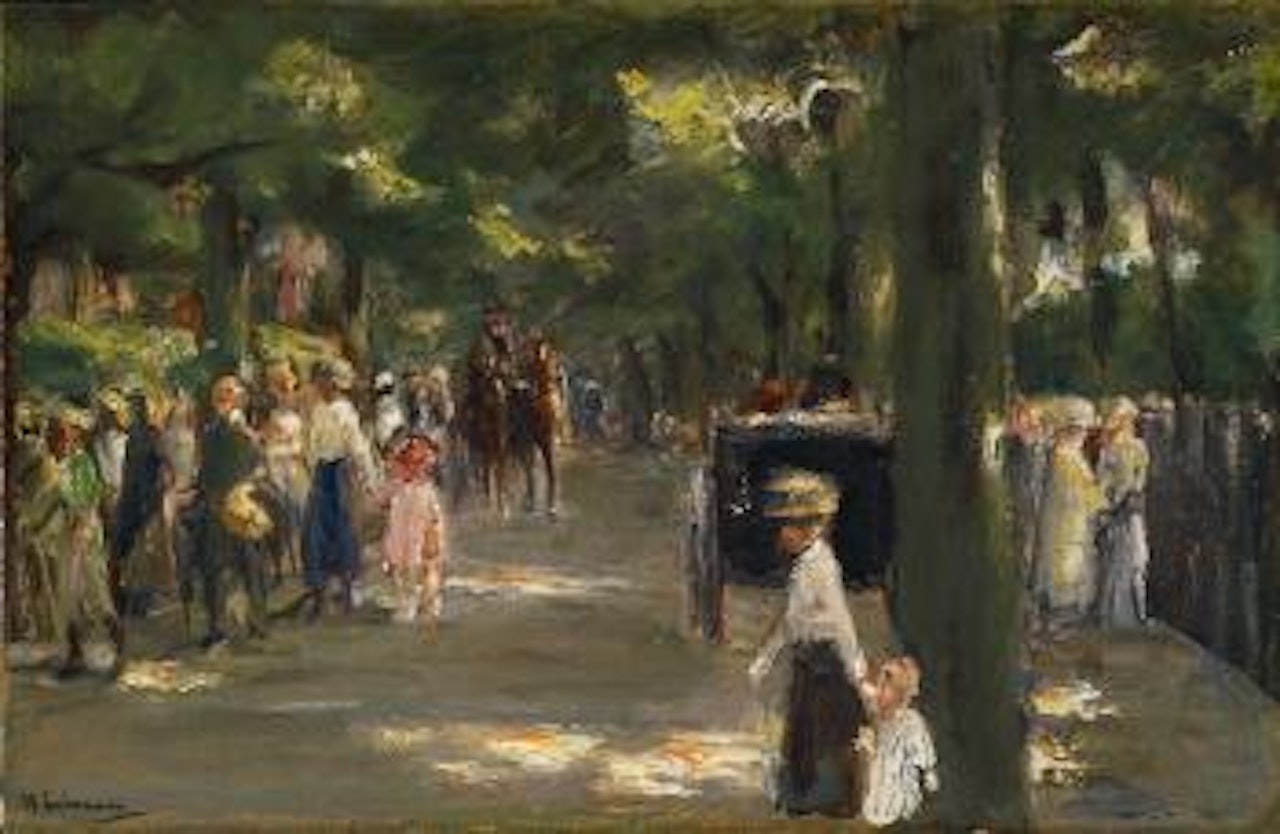 Die Grosse Seestrasse in Wannsee mit Spaziergängern by Max Liebermann