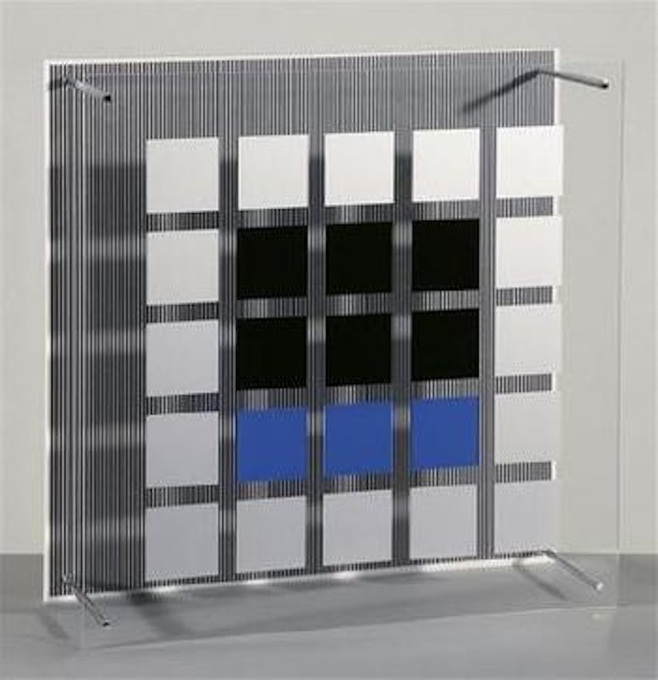 Cuadrados vibrantes by Jesus Rafael Soto