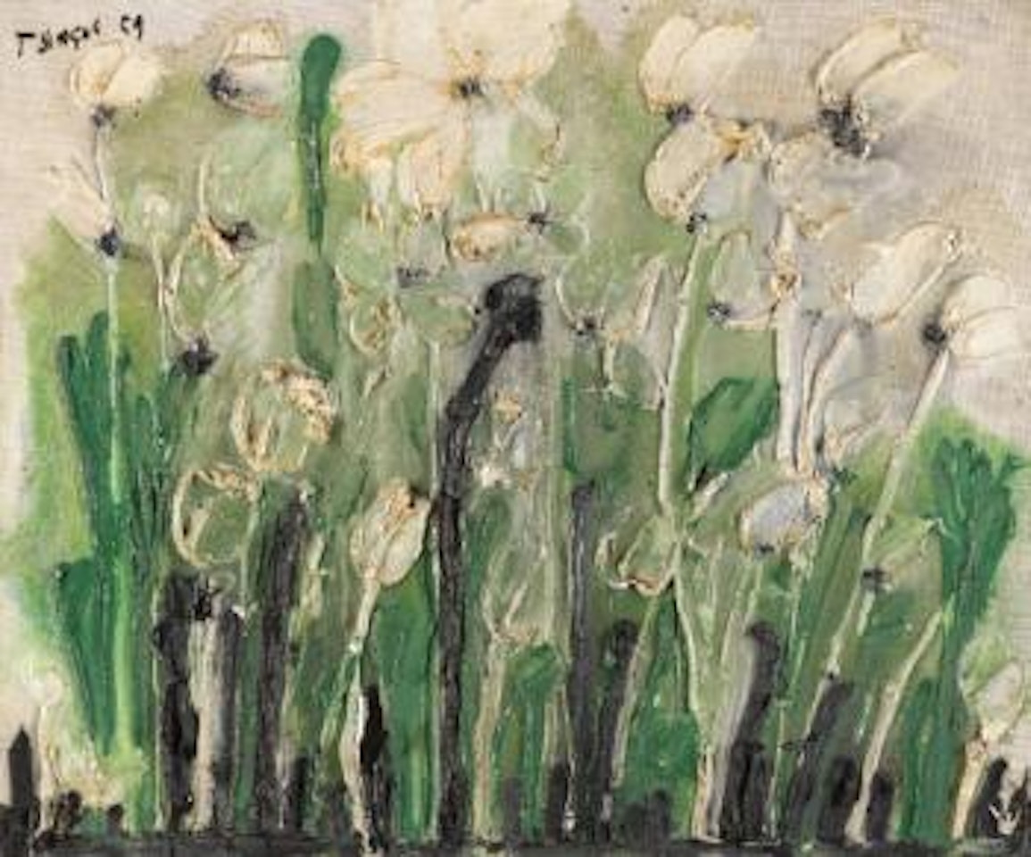 Flowers by Thanos Tsingos