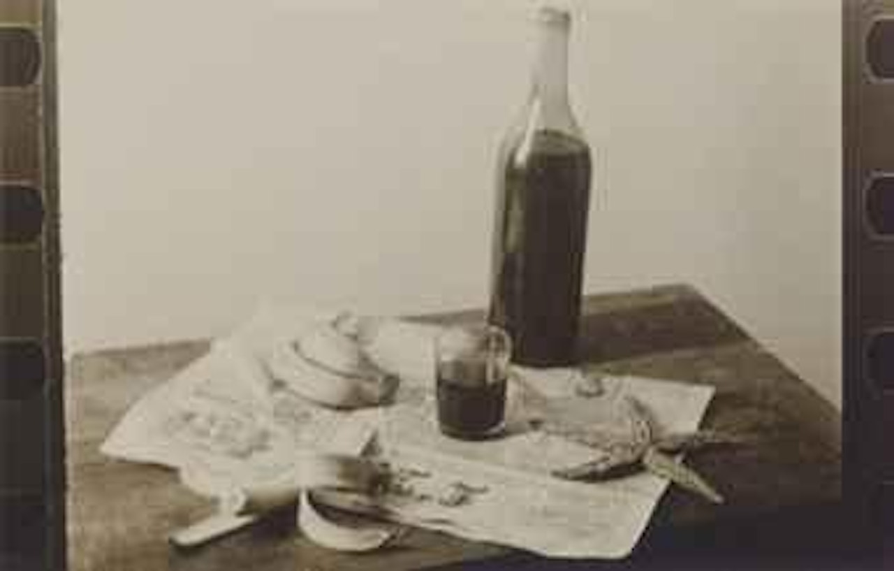 L'Etoile de Mer by Man Ray