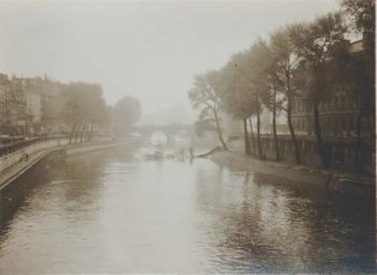 Pont Saint Michel by André Kertész