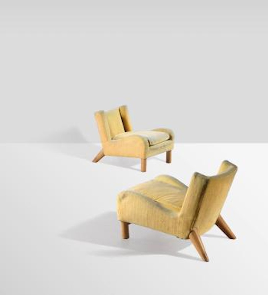 Paire De Chauffeuses by Jean Royere