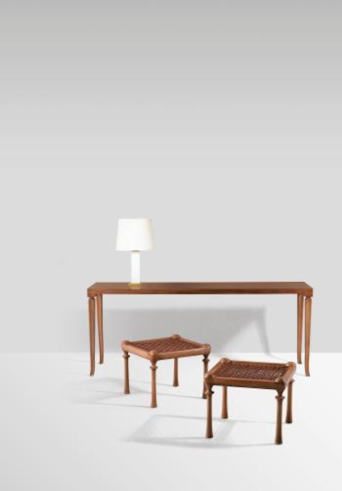 Large Console Et Une Lampe by Terence Harold Robsjohn-Gibbings