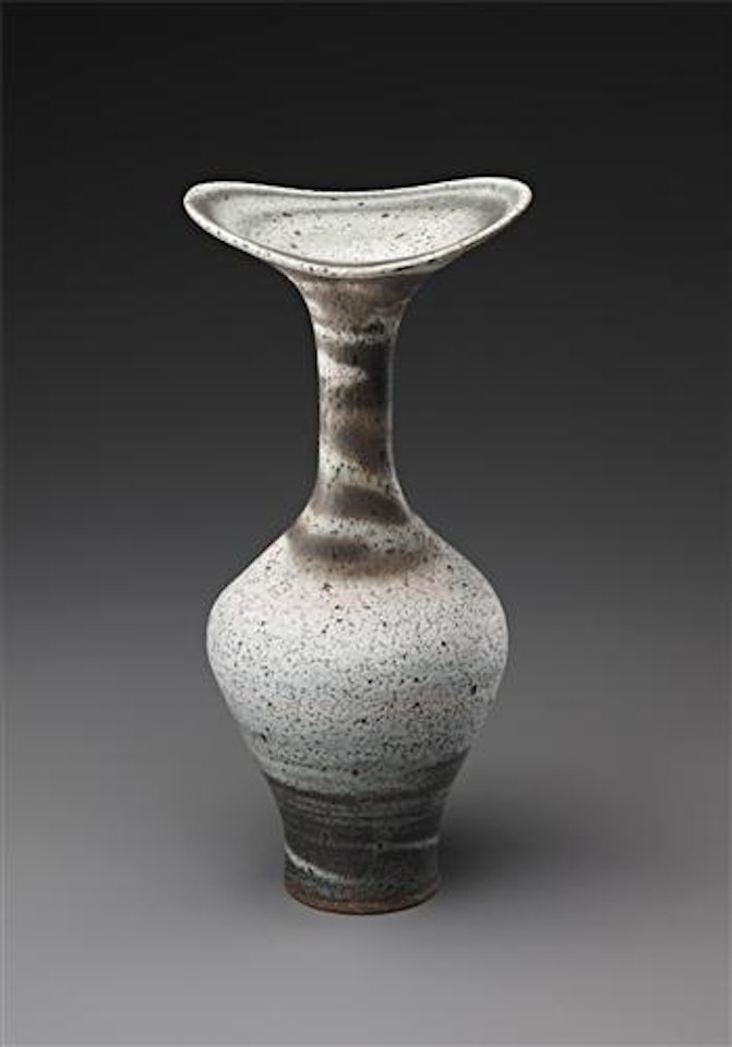 Important large vase by Lucie Rie