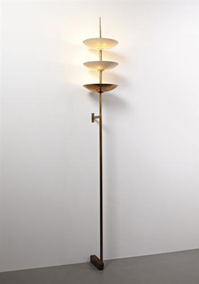 Rare large wall-mounted lamp by Gino Sarfatti