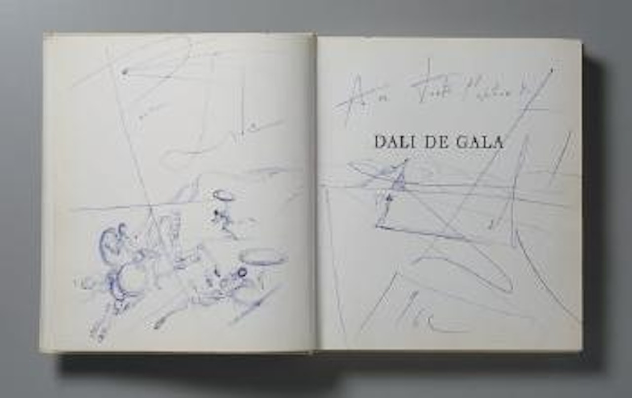 Reiter mit Lanze und drei Befleitfiguren in hügeliger Landschaft by Salvador Dali