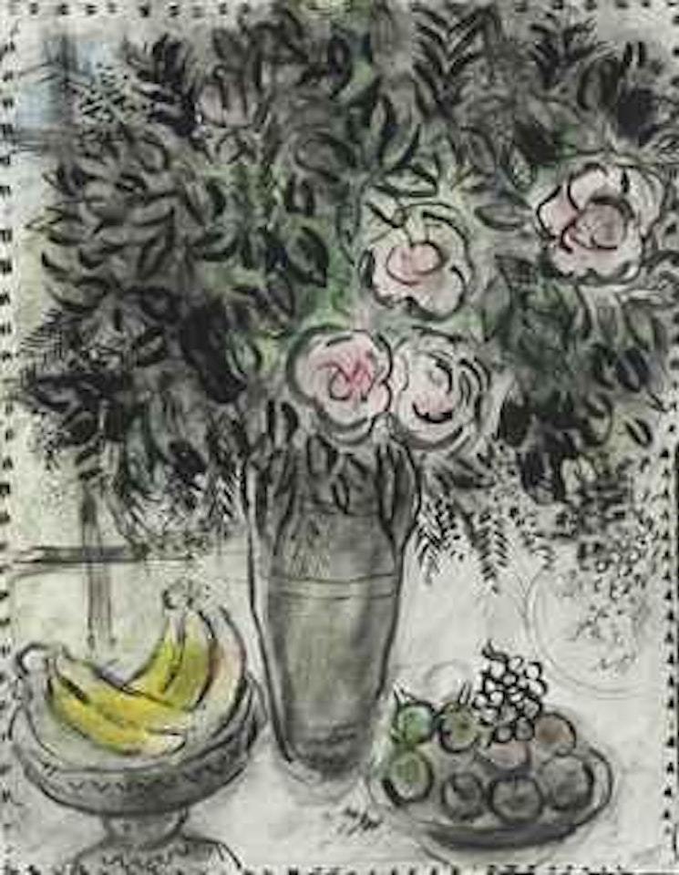 Nature morte au médaillon or Roses et coupe de bananes by Marc Chagall