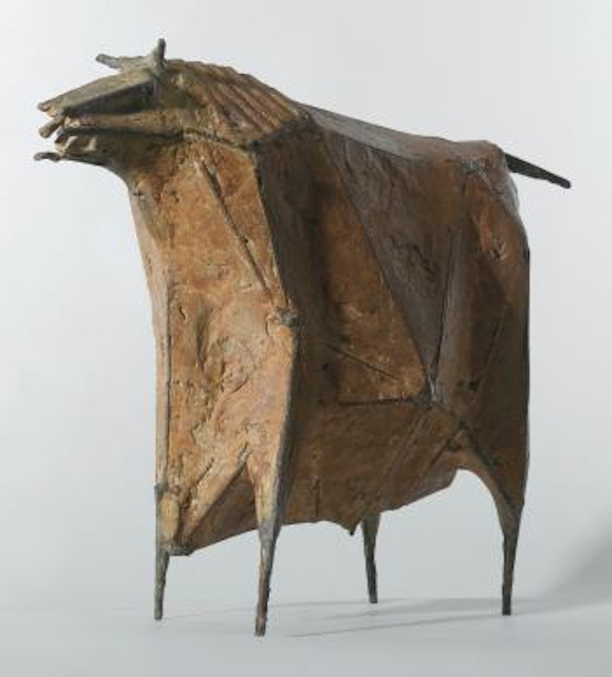 Short Horn by Lynn Chadwick