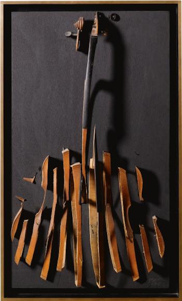 Violon Coupé En Longeur by Arman