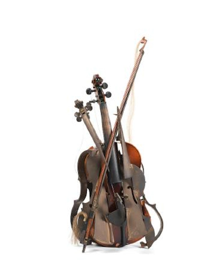 Violino assassinato by Arman