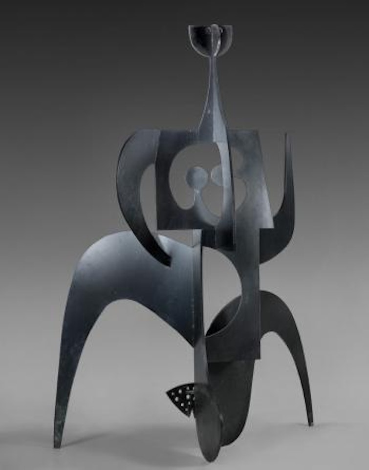 Marathonienne by Philippe Hiquily