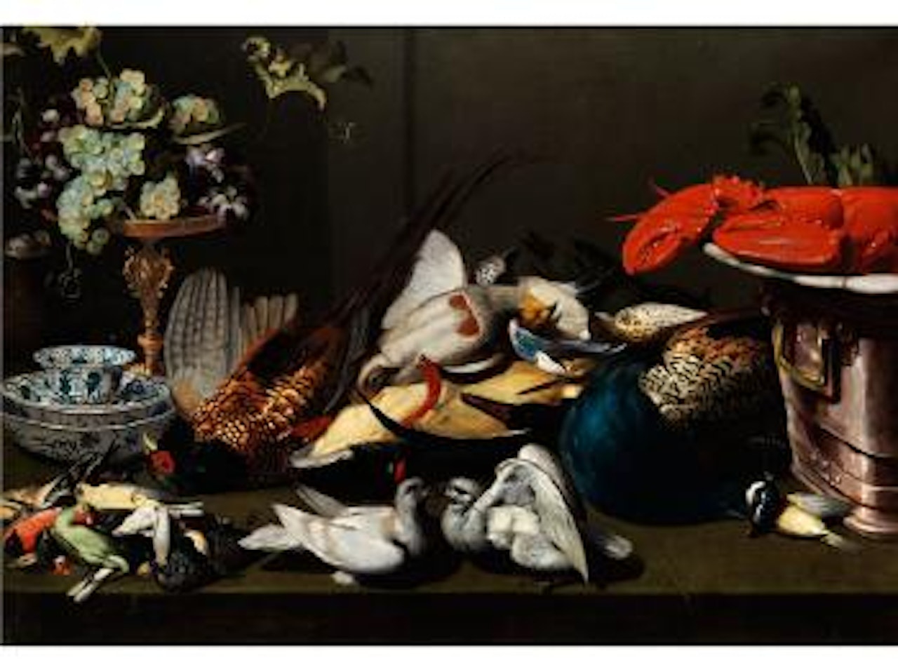 Grosses Stillleben mit erlegten Vögeln, Krebs, Prunkgeschirr, Trauben und zwei lebenden, turtelnden Tauben by Adriaen van Utrecht