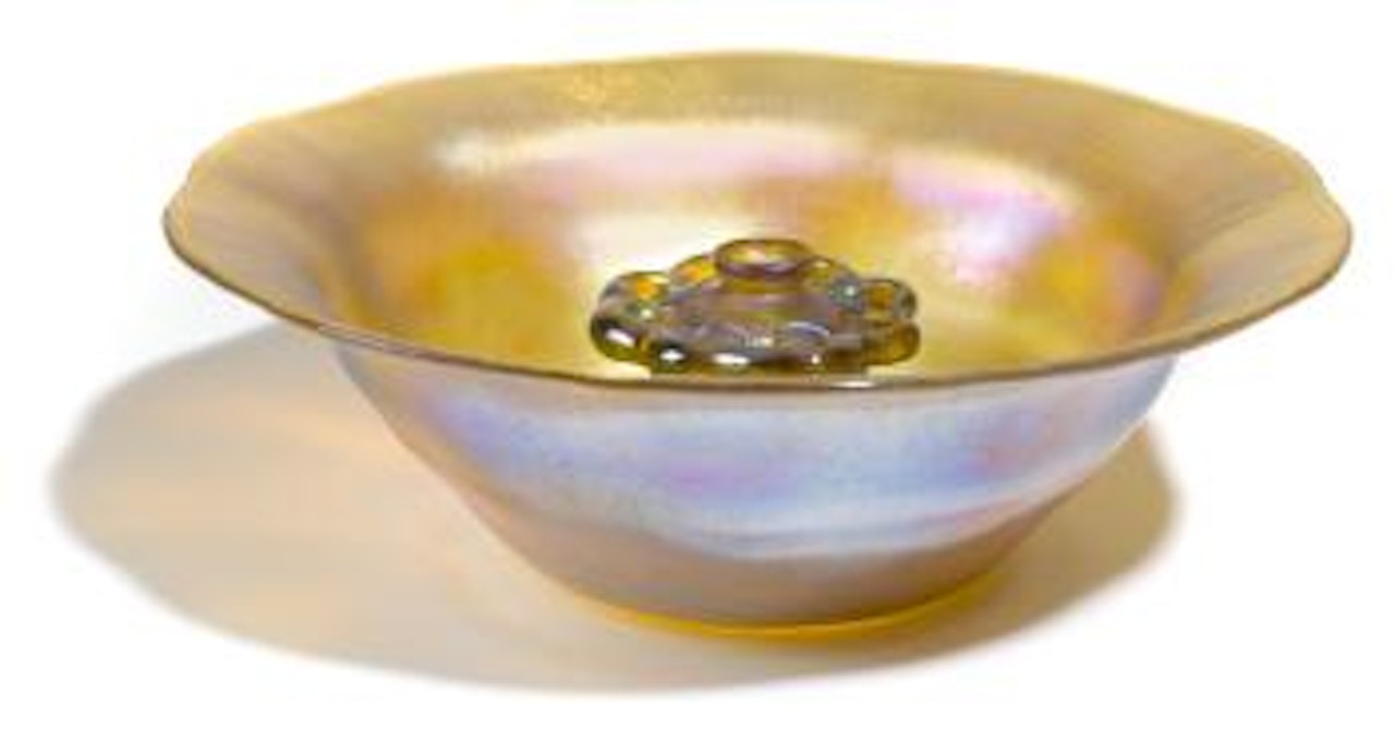 A Tiffany Studios Favrile glass bowl by Tiffany Studios