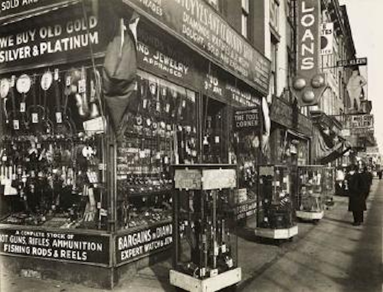 New York street scene by Berenice Abbott