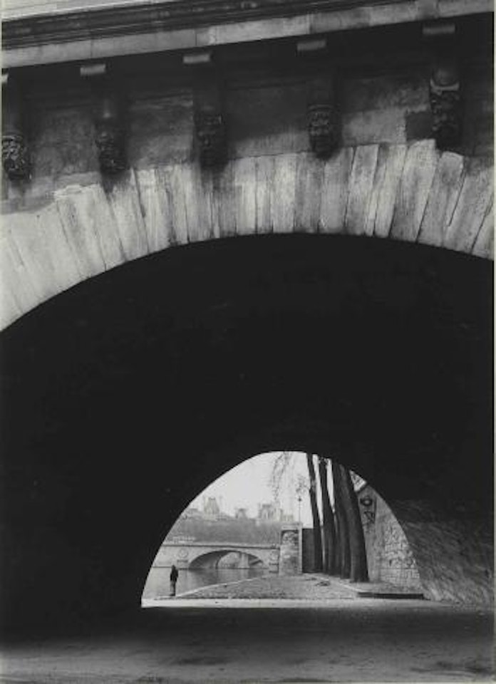 Pont Neuf, Paris, Nov. 6, 1963 by André Kertész