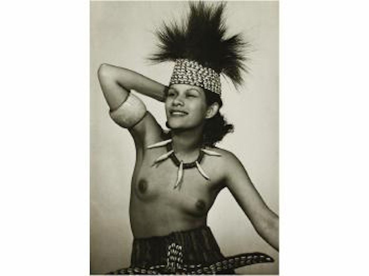 Moda en el Congo by Man Ray