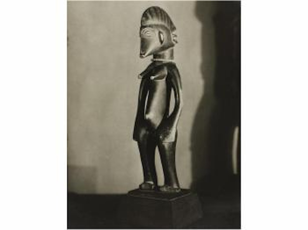 Figura femenina Senufo, Niena, Mali, costa de Marfil, colección Kerjsmeier by Man Ray