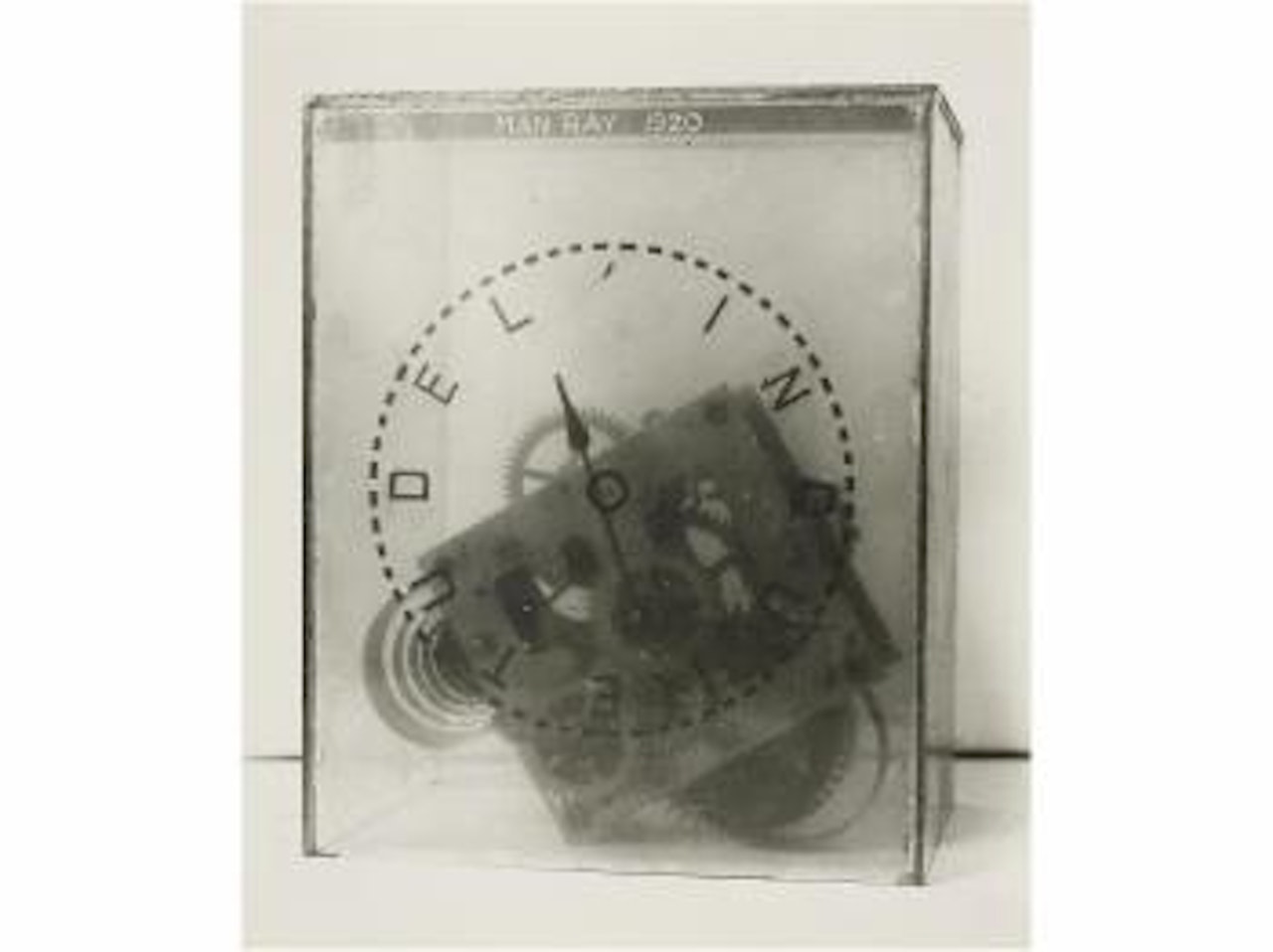 La inquietud by Man Ray