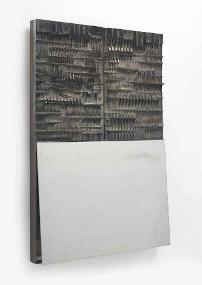 Immagine Con Risvolto by Arnaldo Pomodoro