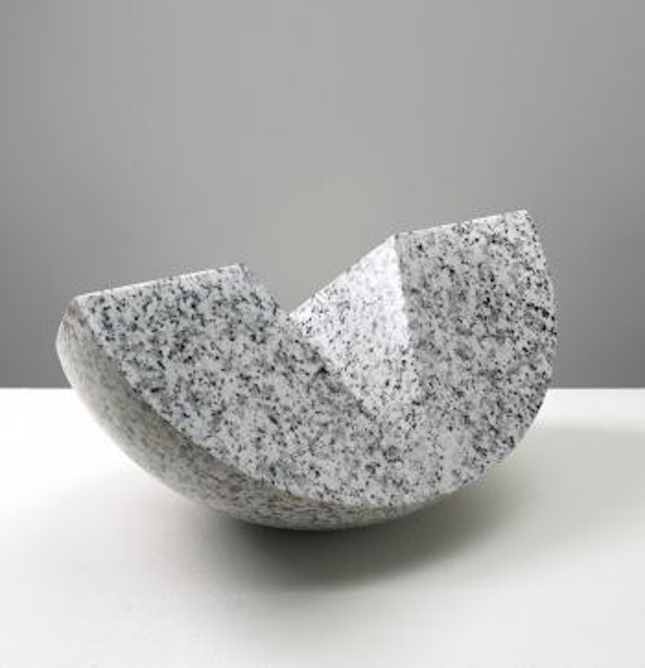 Zwilling Als Viertelskugel by Max Bill