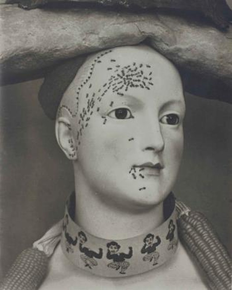Buste de femme rétrospectif de Dali by Man Ray