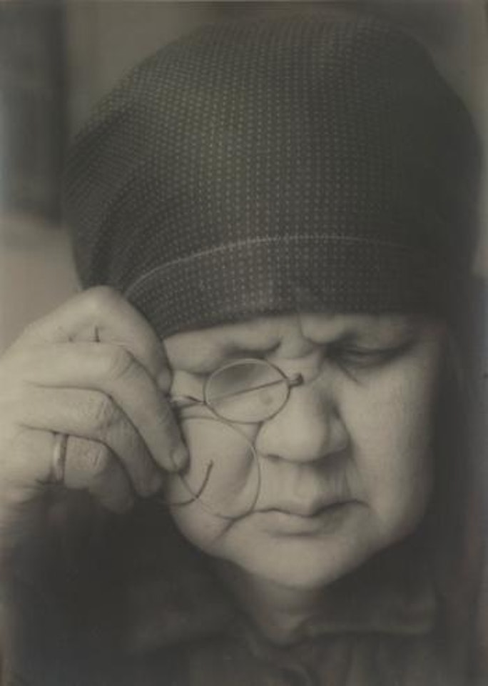 Mother (Mat) by Alexander Rodchenko